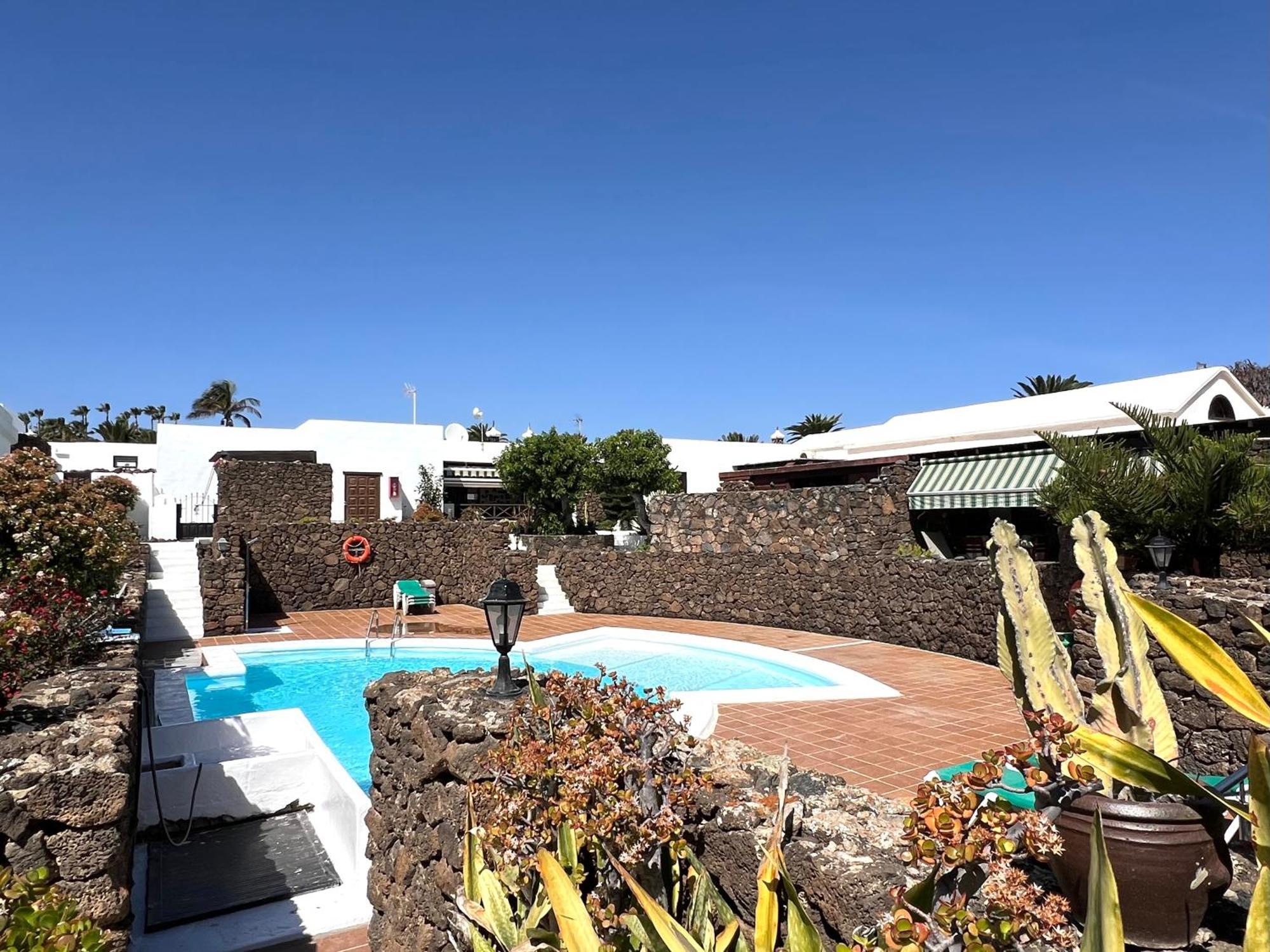 Oasis En Lanzarote Villa Costa Teguise Bagian luar foto