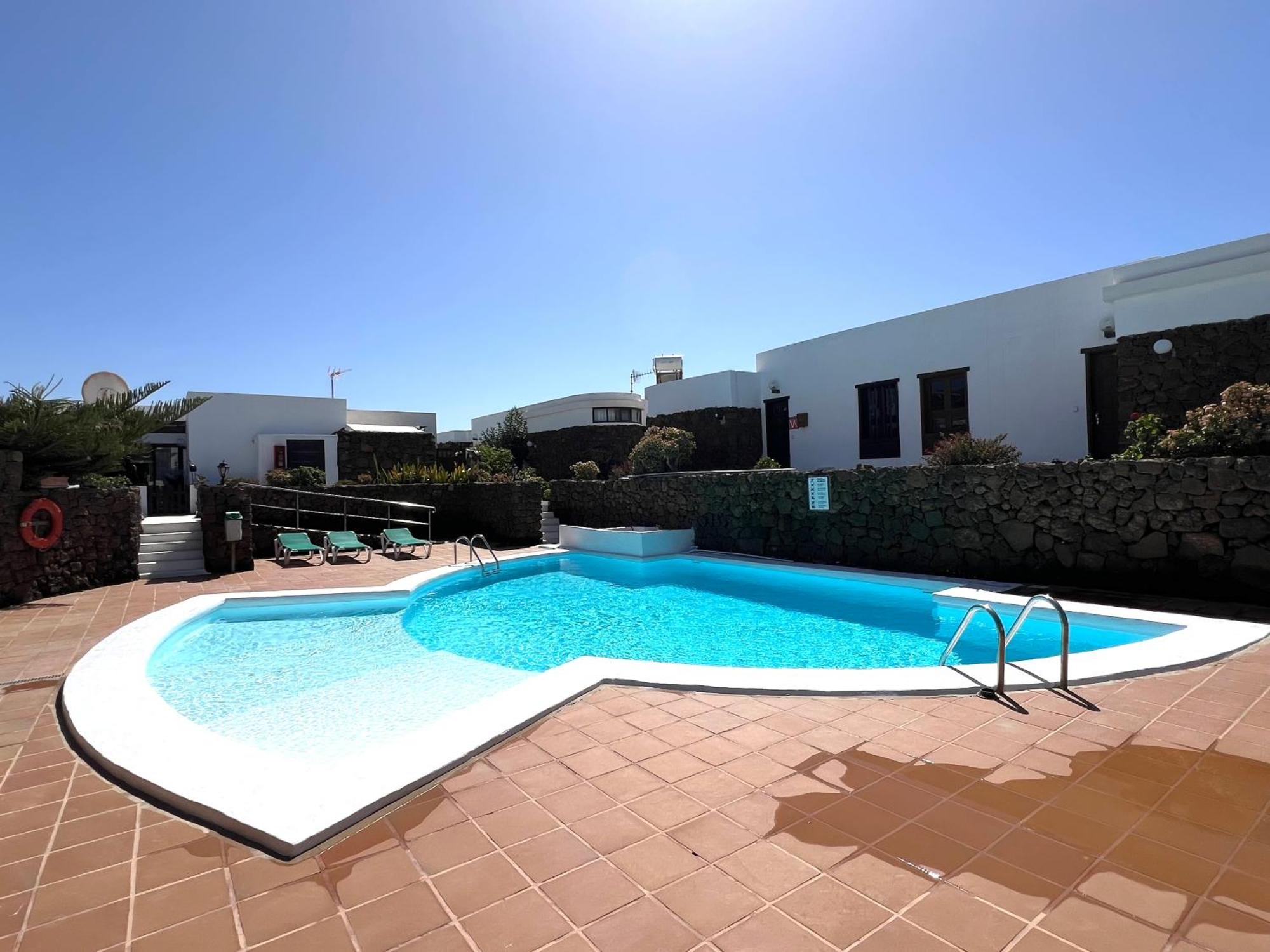 Oasis En Lanzarote Villa Costa Teguise Bagian luar foto